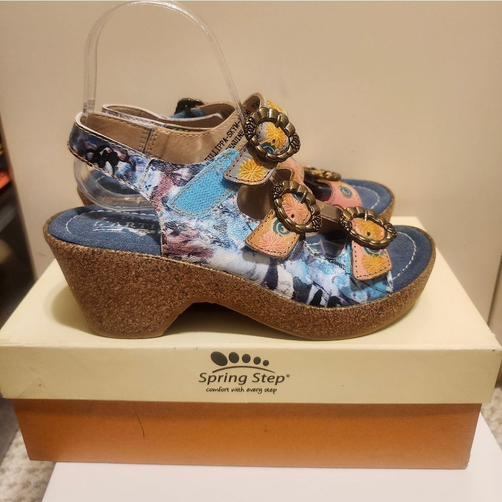 NIB L'Artiste Spring Step "Fillippa" Multi-Color … - image 8